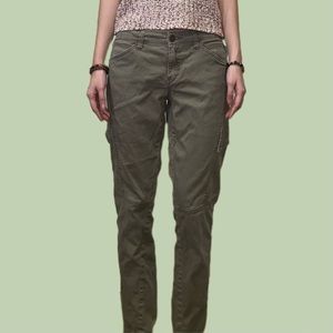 Relaxed Low Rise Cargo Pants